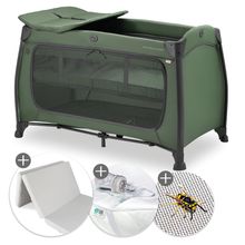 Reisebett Set Play N Relax Center inkl. Komfort Matratze, Einhang, Wickelauflage, wasserdichte Betteinlage & Insektenschutz - Dark Green