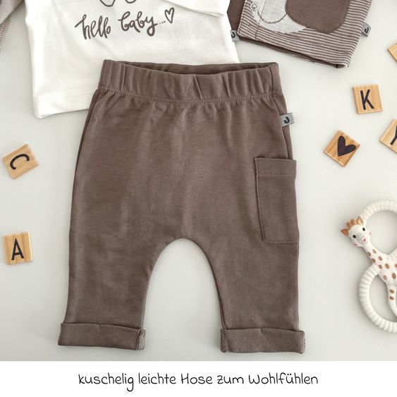 Jacky 8-tlg. Set Strickjacke, 2x Strampler, 2x Langarmshirt, Wickelbody, Jogginghose & Schlafanzug - Giraffe & Elefant - Offwhite Mokka - Gr. 56