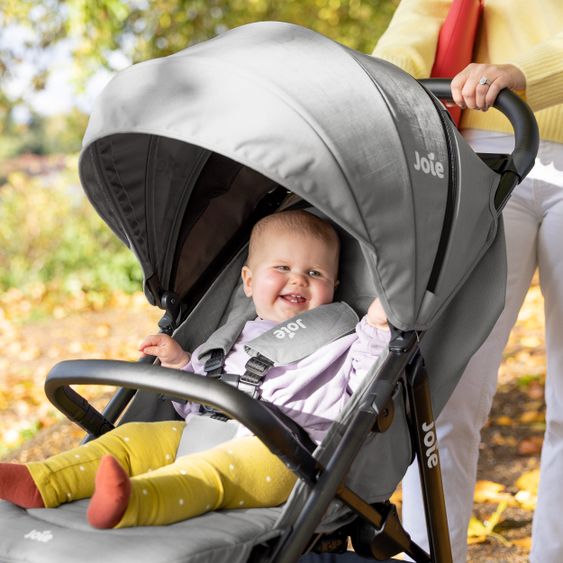 joie Set passeggino 2in1 Litetrax Pro fino a 22 kg di portata con vano portaoggetti, navicella Ramble, adattatore e pacchetto accessori - Pebble