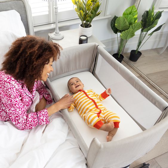 joie 3in1 co-sleeper, travel cot and bassinet Roomie Go usable from birth -9 kg incl. mattress, carrycot & harness system - Clay