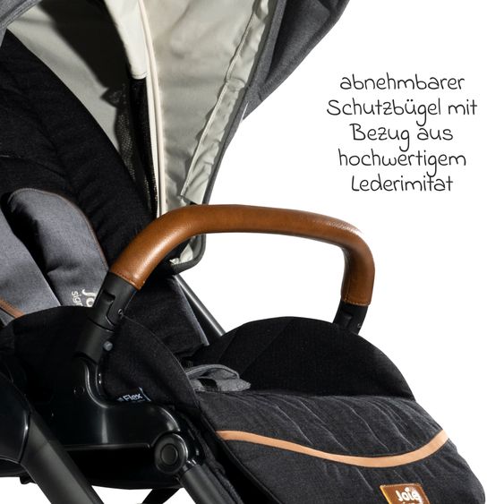 Joie Signature 4in1 Kombi-Kinderwagen-Set Finiti bis 22 kg belastbar mit Liegeposition, Kinderwagenkette, Greifling, Spieluhr, Babyschale - Teleskopschieber, Sportsitz, Babywanne Ramble XL, Babyschale, Adapter & Zubehörpaket - Signature - Carbon