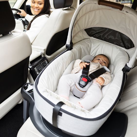 Joie Signature Auto-Babywanne Calmi R129 im Auto und auf den Kinderwagen Vinca, Aeria, Finiti verwendbar inkl. Regenschutz - Signature - Oyster