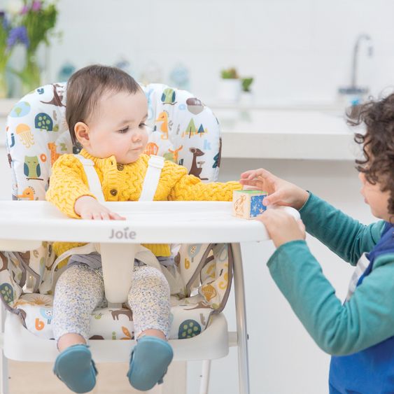 joie Hochstuhl Mimzy Snacker bis 15 kg nutzbar klein faltbar nur 6,3 kg - Alphabet