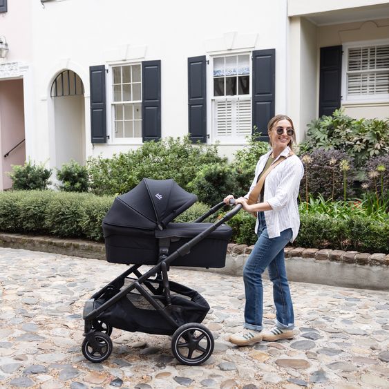 Joie Signature 2in1 Kombi-Kinderwagen-Set Versiti bis 22 kg mit Babywanne Ramble XL, Sportsitz, Liegeposition, Teleskopschieber,inkl.  Adapter, Regenschutz und Einkaufskorb - Eclipse