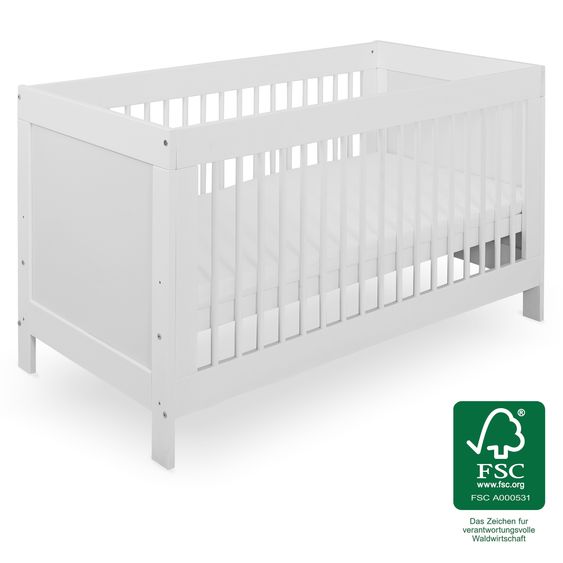 https://media.babyartikel.de/jonka-babybett-und-kinderbett-erwin-mit-3-fach-hohenverstellbarem-lattenrost-und-3-schlupfsprossen-70-x-140-cm-weiss-550-0000-05-d0.png?preset=large