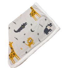 Babydecke Zoo Winter in Strickoptik mit kuschelweichem Teddyfleece 80 x 100 cm - Multi Colors