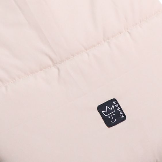 Kaiser Fleece-Fußsack Hoody 2.0 für Babyschale und Babywanne - Sand Creme