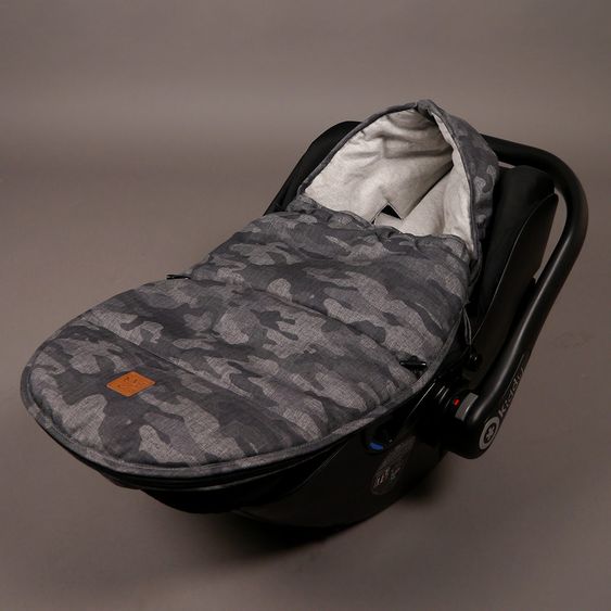 Kaiser Fleece-Fußsack Hoody für Babyschale und Babywannen - Camouflage