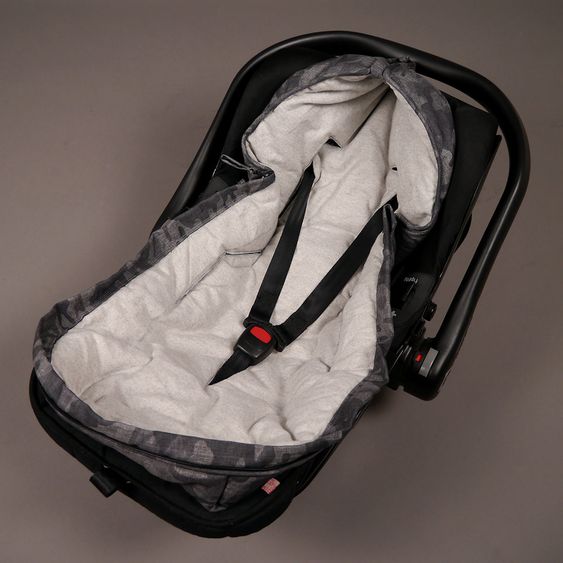 Kaiser Fleece-Fußsack Hoody für Babyschale und Babywannen - Camouflage