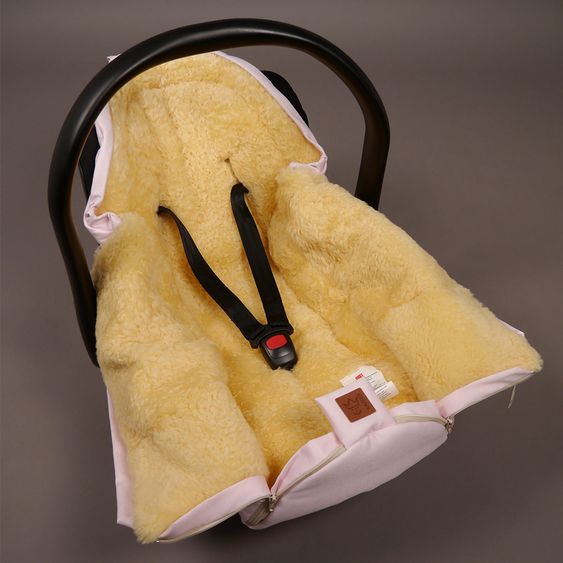 Kaiser Lammfell-Fußsack Channy für Babyschale und Babywanne - Denim Rose