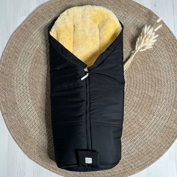 Kaiser Lammfell-Fußsack Iglu 2.0 für Buggy, Sport-, Kinderwagen & Fahrradanhänger - Black