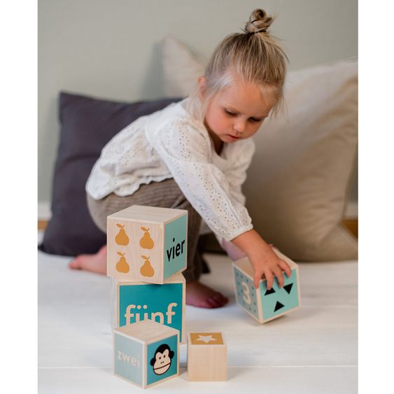 Kindsgut Stacking tower - wood