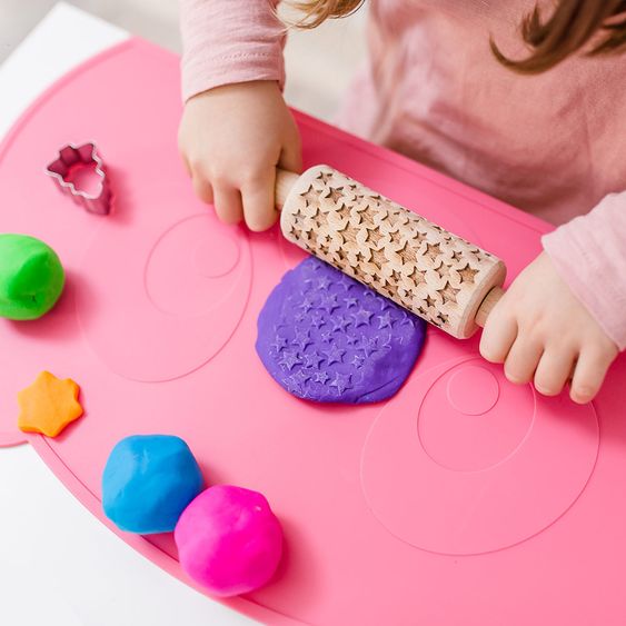 Kokolio Rutschfeste Tischunterlage für Essanfänger, BLW Tischset, Essunterlage, Malunterlage Little Panda - Pink
