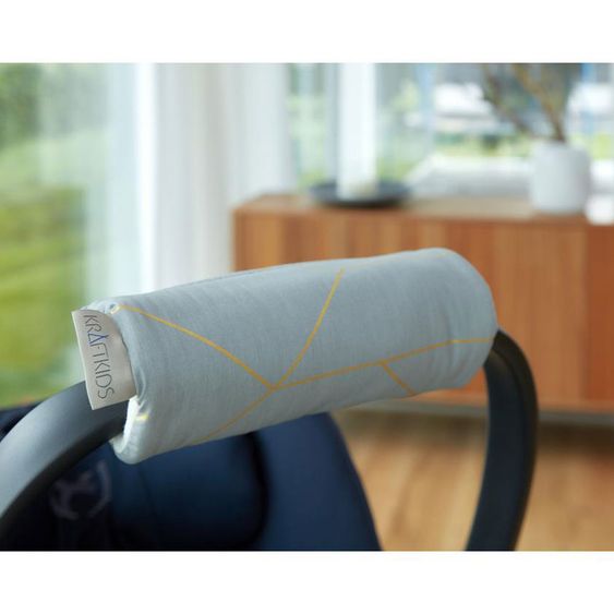 Kraftkids Armschoner / Polster für Babyschale - mit Goldlinien - Grau