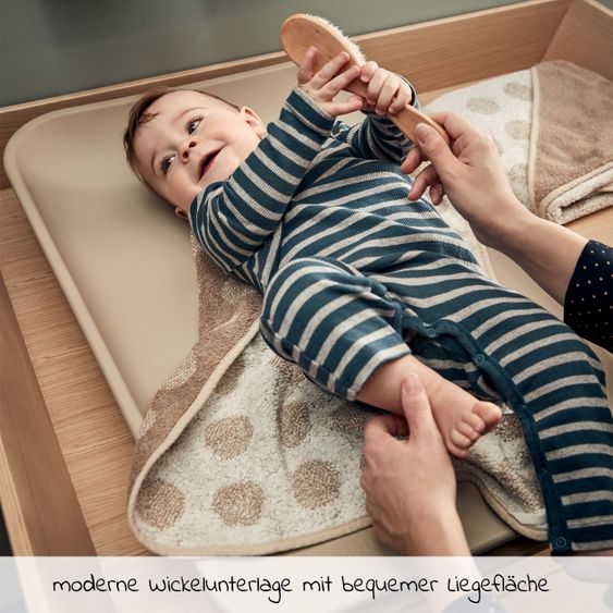 Leander Wickelauflage & Wickelkissen Set Matty abwischbar inkl. Auflage Topper und Kapuzen-Badetuch Hoodie - Cappucino
