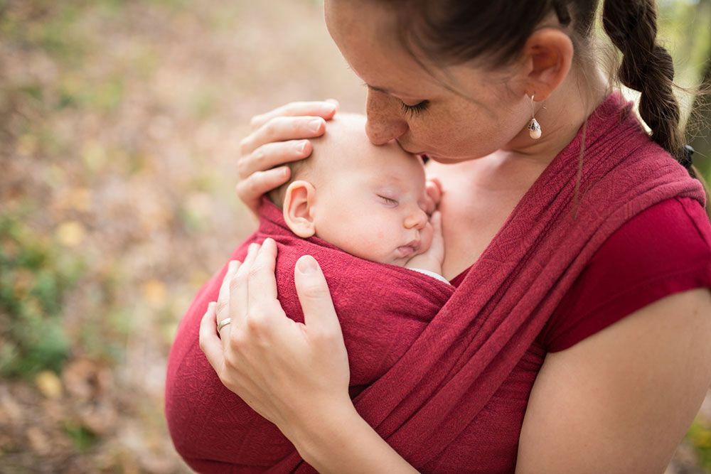 Baby-Tragen-in-welcher-Trage