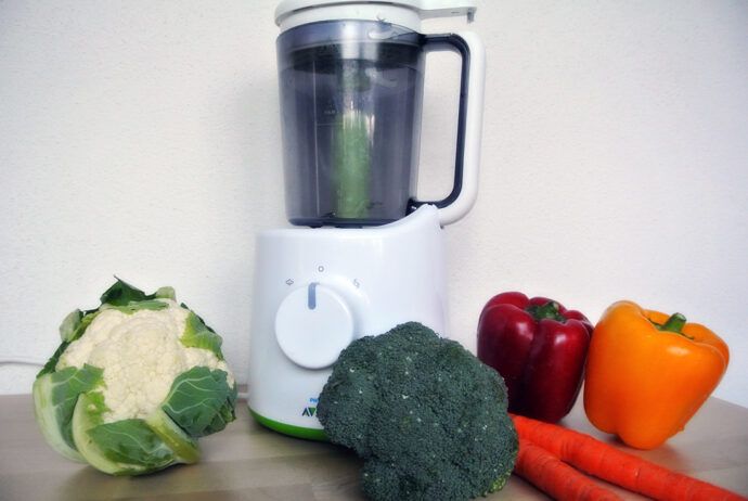 Dampfgarer und Mixer
