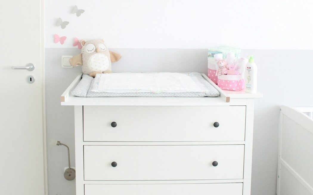 Wickeltisch einrichten Wickelplatz Wickelkommode Babyzimmer