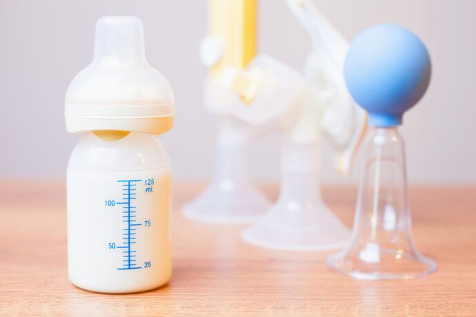 abgepumpte Muttermilch aufbewahren und erwärmen