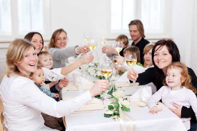 Feiern mit Baby, Familienfeier mit Baby anstrengend, Ostern Weihnachten mit Baby