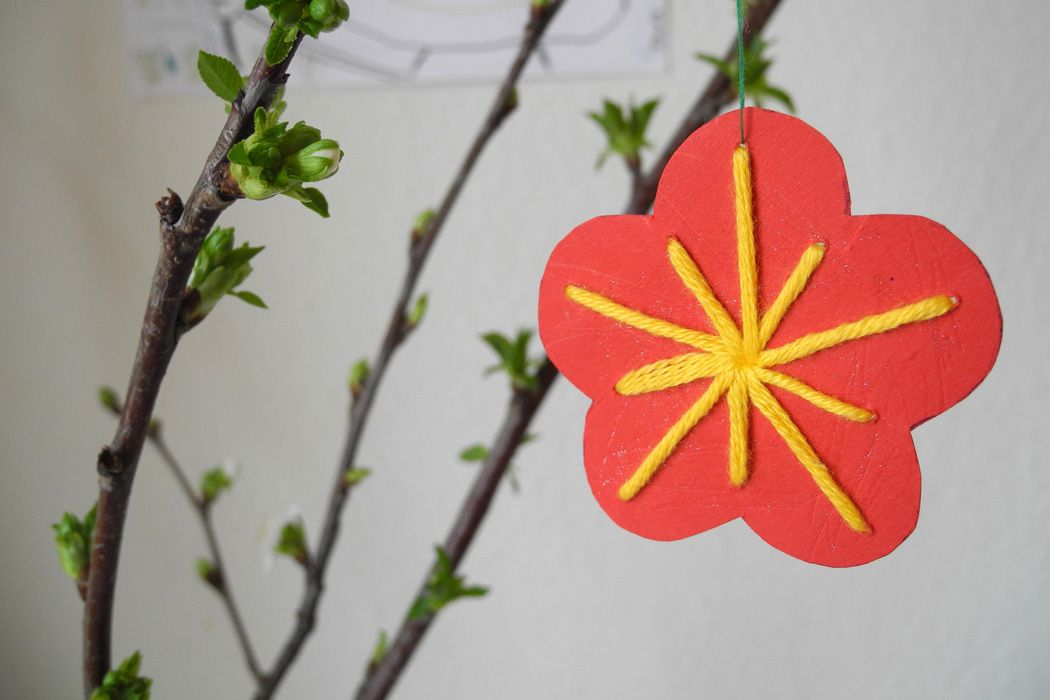 Basteltipp: Blumen für den Osterstrauch