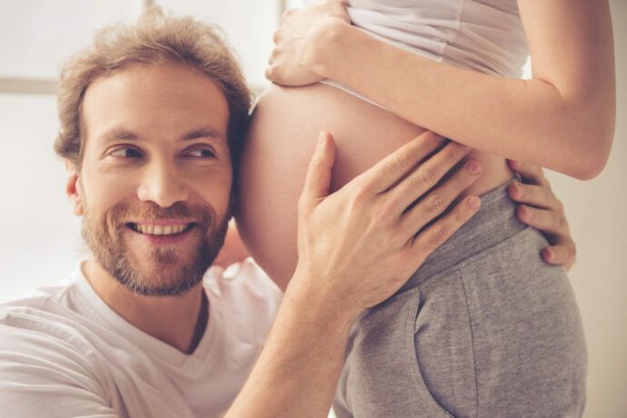 Vater bei der Geburt