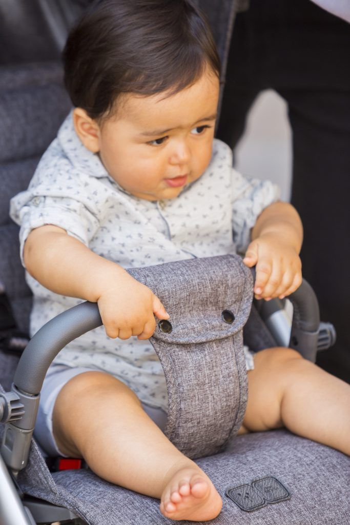 Ab wann Buggy, Baby sitzt im Buggy
