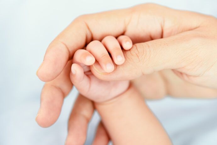Baby 1 x 1: Greifen lernen