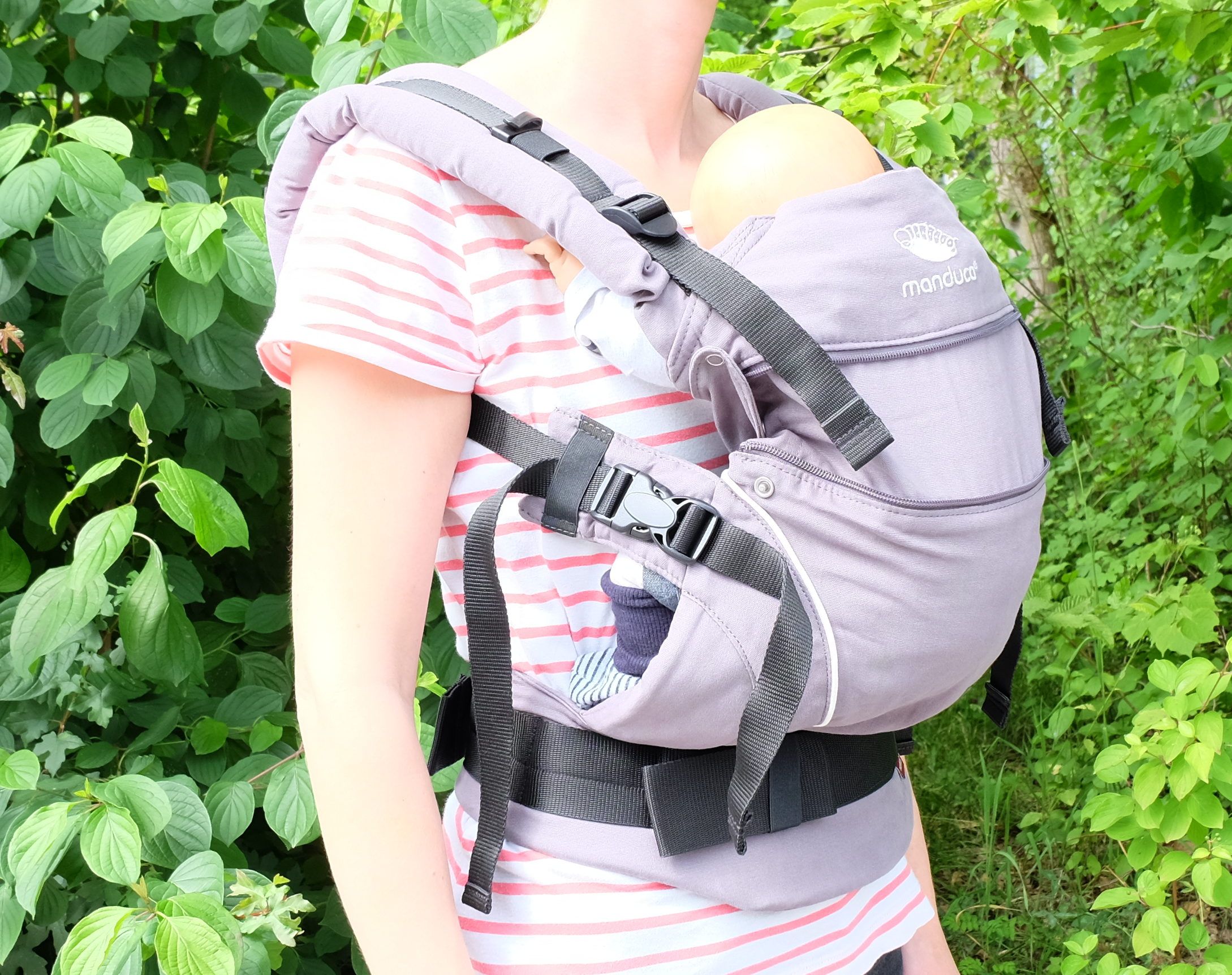 ergobaby adapt oder manduca vergleich babytragen neugeboreneneinsatz