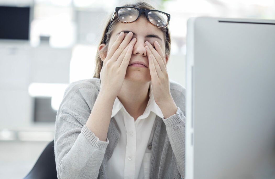 trockene augen schwangerschaft sehschwäche stillzeit kontaktlinsen geburt