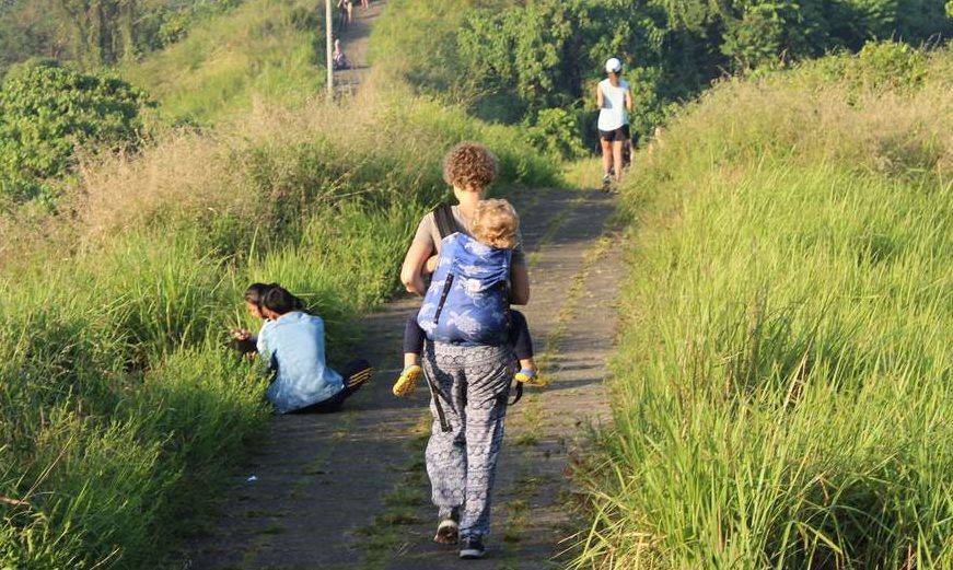 kleinkind tragen, beste babytrage kleinkind, tragehilfen vergleich