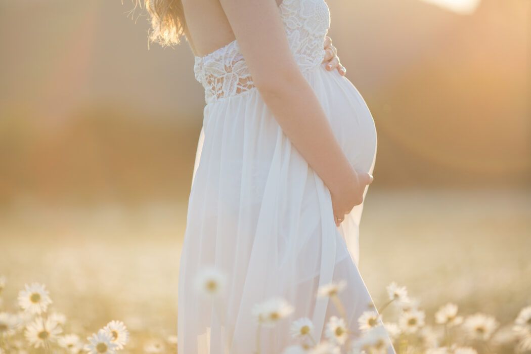 schwanger heiraten, babybauch hochzeit schwangerschaft