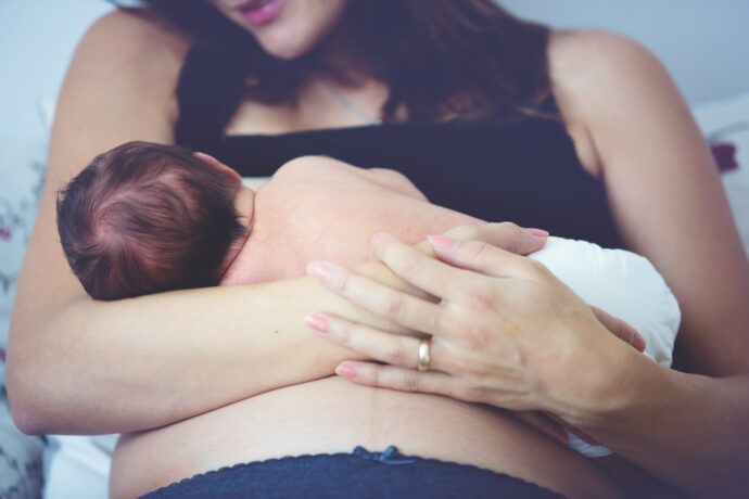 stillen nach geburt probleme, stillprobleme nach geburt, stillstart, stillberatung, still-hilfe, milchstau brustentzündung, zufüttern nach geburt ja oder nein, baby anlegen nach geburt