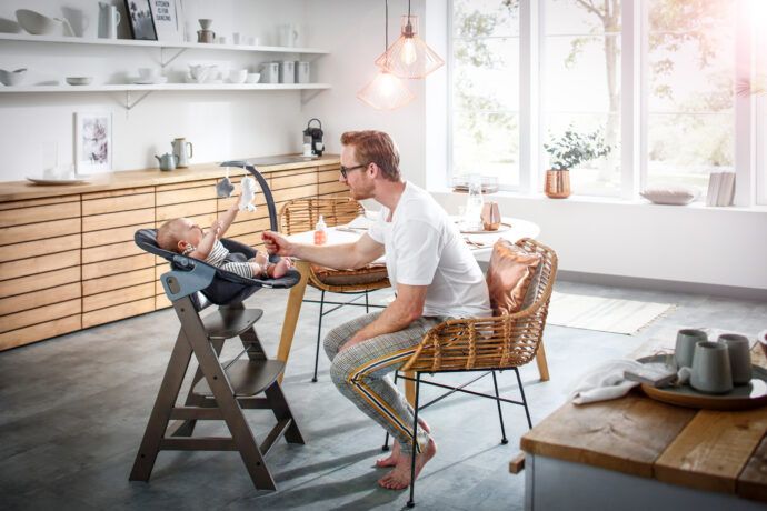 hochstuhl ab wann, hauck newborn bouncer deluxe, baby kann noch nicht sitzen im hochstuhl füttern