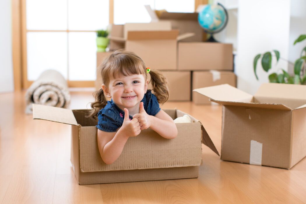 umziehen umzug kind kleinkind baby wohnungswechsel