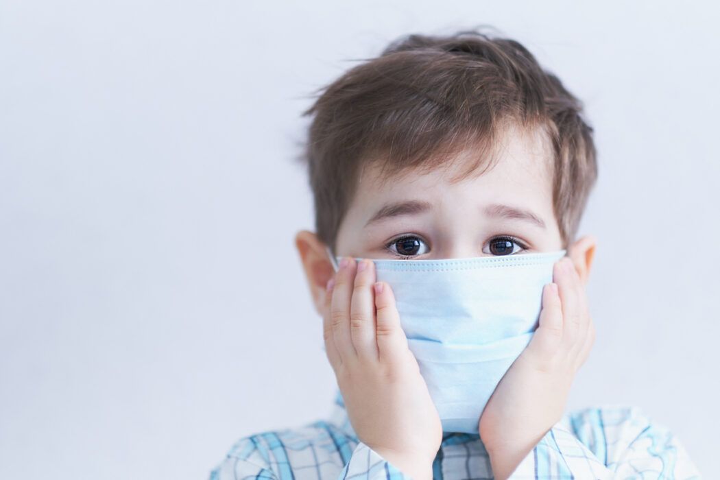corona virus kinder baby