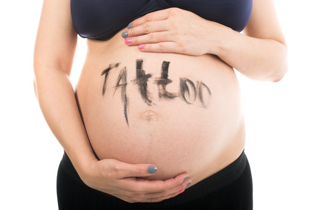 Tattoo Am Bauch Schwangerschaft
