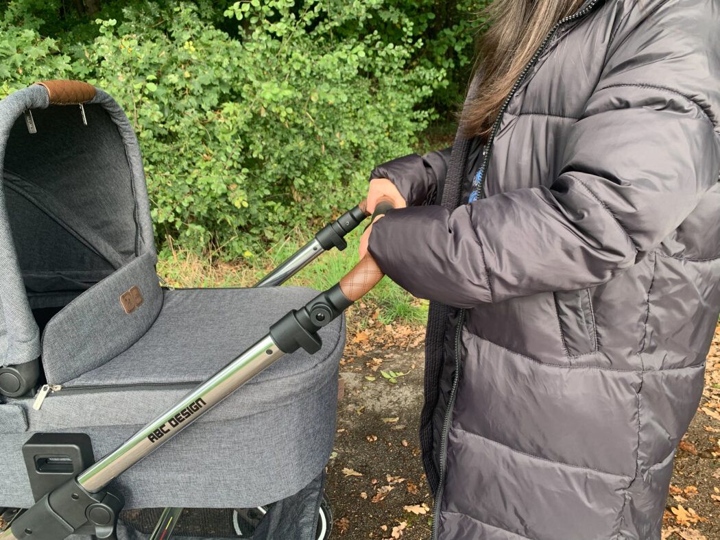 Schieber ganz unten ABC Salsa 4 Air Test Kombi-Kinderwagen