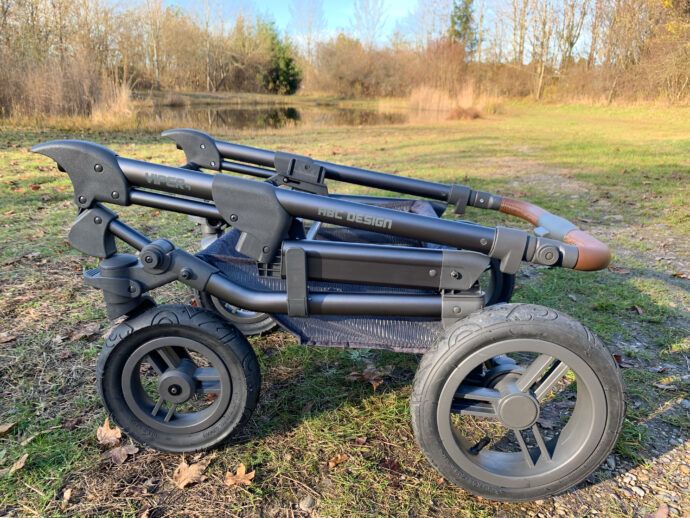 ABC Viper 4 Gestell zusammengeklappt