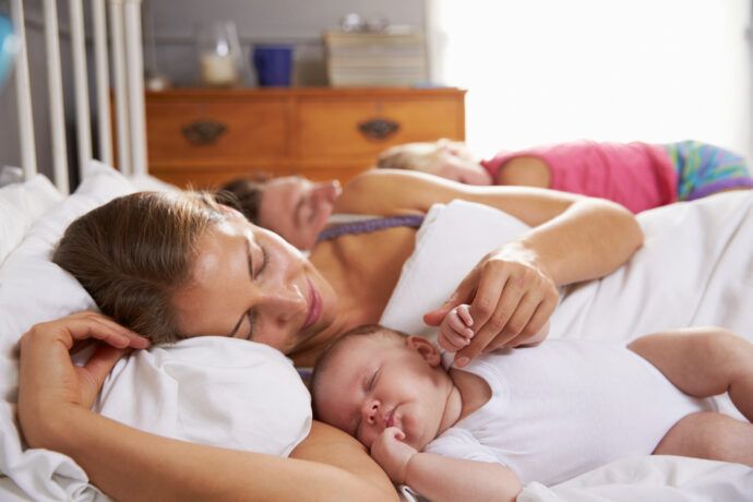 familienbett co-sleeping