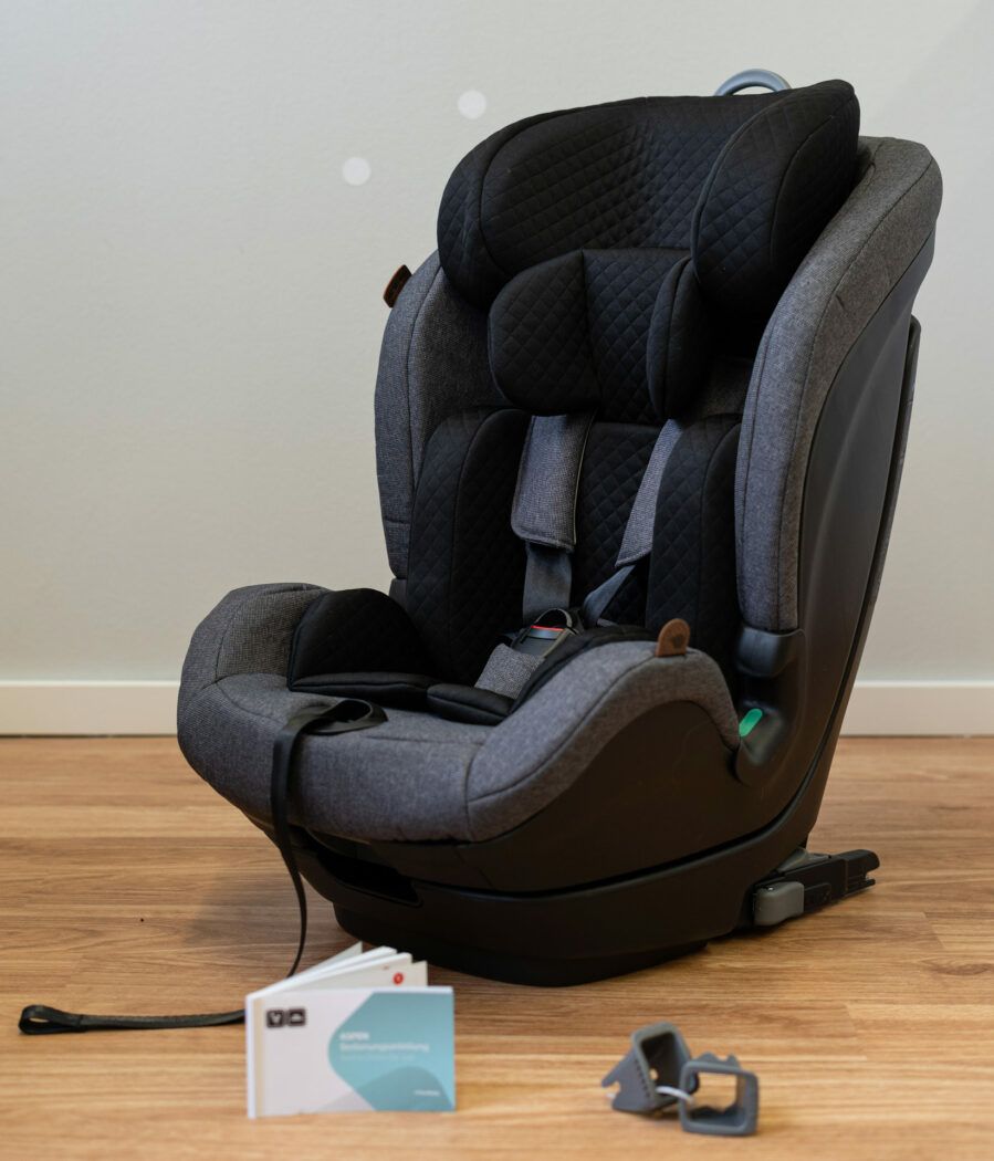 Kindersitz Aspen mit Zubehör
