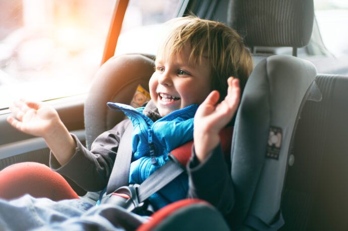 adac kindersitz test 2021 testsieger babyschale vergleichbewertung test vergleich sicherheit qualität