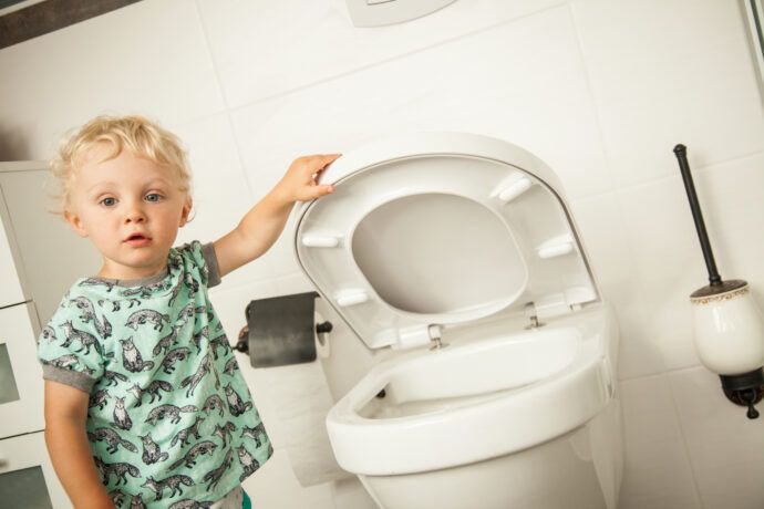 kleinkind toilette, trockenwerden kleinkind,