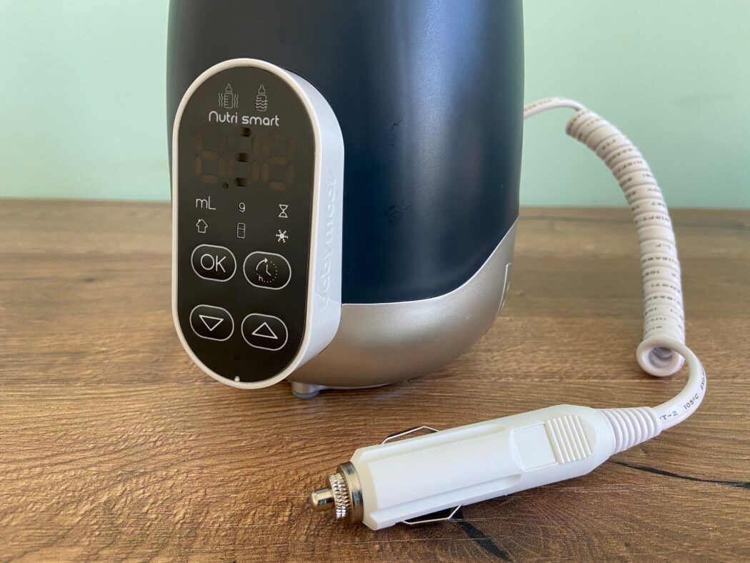 kfz adapter des flaschenwaermers nutri smart von babymoovfür das auto