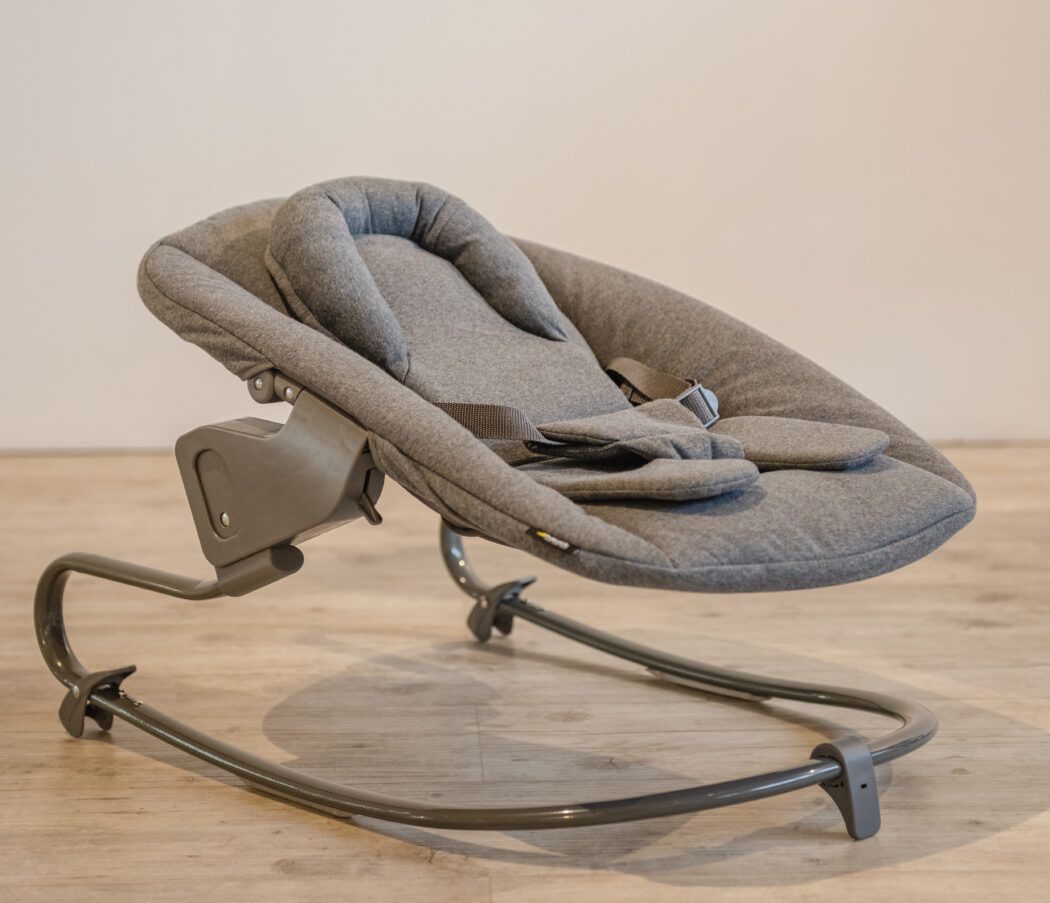 hauck bouncer premium 2in1 babywippe flache position