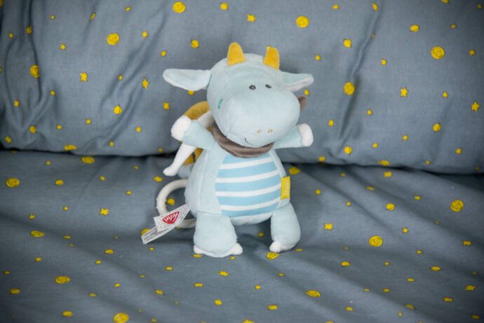 drache little castle von fehn belegt beim spieluhr baby test platz 3