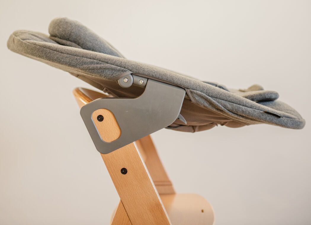 hauck bouncer newborn set am alpha plus hochstuhl Seitenansicht