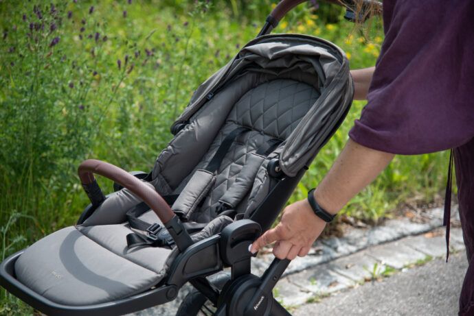 rueckenlehne umklappen walk n care test bei babyartikel.de