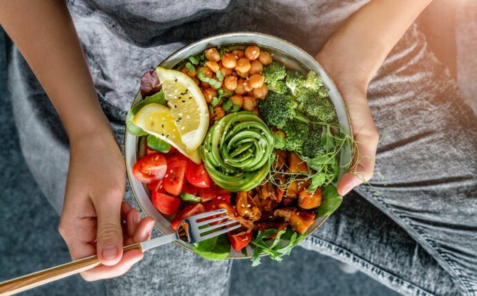 ernährung kinderwunsch, lebensmittel fruchtbarkeit, was essen bei kinderwunsch, welche lebensmittel erhöhen die chance auf ein baby, schnell schwanger werden ernährung, welche lebensmittel zum schwanger werden