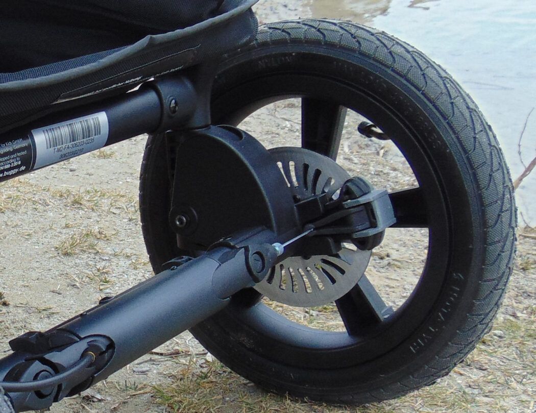 luftrad mit scheibenbremse am tfk mono 2 kinderwagen zum joggem
